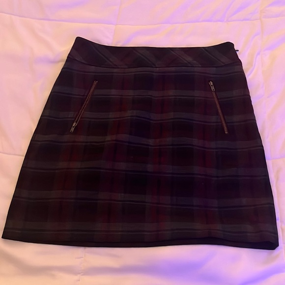 Loft Plaid Mini Skirt in 2 - Picture 1 of 4